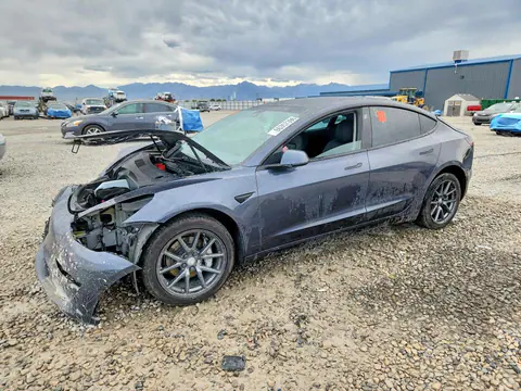 5YJ3E1EB9MF869377 — 2021 Tesla Model 3, Передня частина (Front End), фото до ремонту
