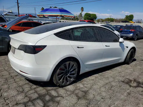 5YJ3E1ECXMF072225 — 2021 Tesla Model 3, zdjęcie 3 z Copart 22.10.2026, Tył