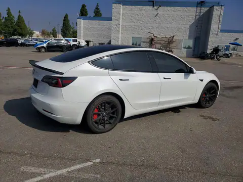 5YJ3E1EAXMF982164 — 2021 Tesla Model 3, photo 3 from Copart 29.09.2026, Rear end