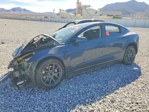 5YJ3E1EA4MF045441 — 2021 Tesla Model 3, Передня частина (Front End), фото до ремонту