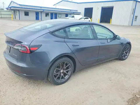 5YJ3E1EB8MF019434 — 2021 Tesla Model 3, foto 3 de Copart 28.09.2026, Parte trasera