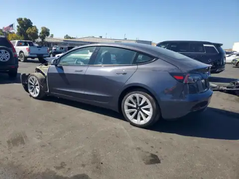 5YJ3E1EBXMF868710 — 2021 Tesla Model 3, foto 2 de Copart, Parte delantera