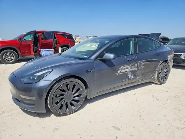 5YJ3E1EC7MF990949 Tesla Model 3 2021 — повреждение Боковая часть, фото до ремонта