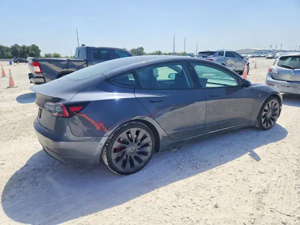 5YJ3E1EC7MF990949 — 2021 Tesla Model 3, фото 3 с аукциона Copart, Боковая часть