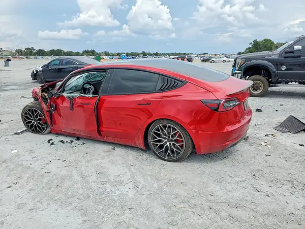 5YJ3E1EC8MF054418 — 2021 Tesla Model 3, photo 2 from Copart, Front end