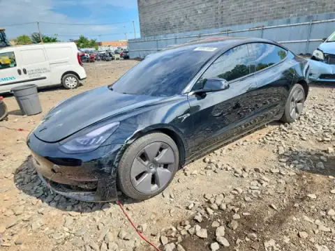 5YJ3E1EB9MF857987 — 2021 Tesla Model 3, Підтоплення (Water/Flood), фото до ремонту