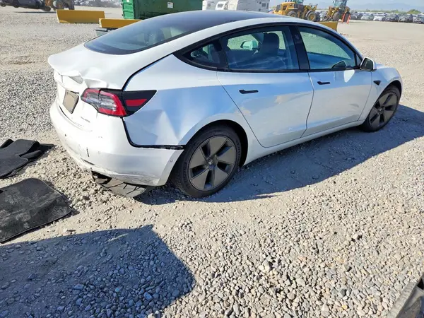 5YJ3E1EB7MF849385 — 2021 Tesla Model 3, фото 3 с аукциона Copart 07.10.2026, Задняя часть
