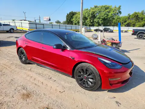 5YJ3E1EB2MF980370 — 2021 Tesla Model 3, фото 4 с аукциона Copart 24.09.2026, Мелкие вмятины и царапины