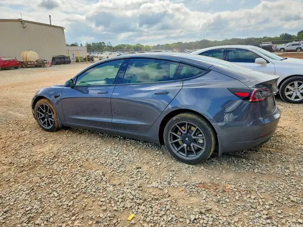5YJ3E1EB8MF918018 — 2021 Tesla Model 3, photo 2 from Copart, Side