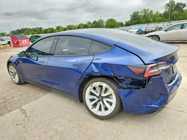 5YJ3E1EB2MF057175 — 2021 Tesla Model 3, zdjęcie 2 z Copart, Tył