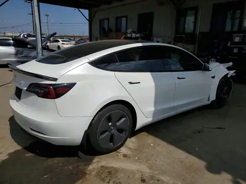 5YJ3E1EA0MF058980 — 2021 Tesla Model 3, zdjęcie 3 z Copart 26.10.2026, Przód