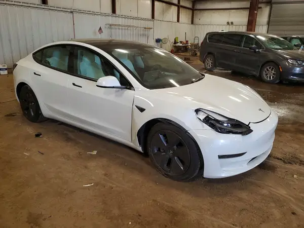 5YJ3E1EBXMF091994 — 2021 Tesla Model 3, фото 4 с аукциона Copart 02.10.2026, Передняя часть