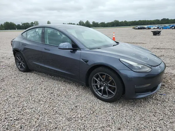 5YJ3E1EB5MF979052 — 2021 Tesla Model 3, photo 4 from Copart, Rear end