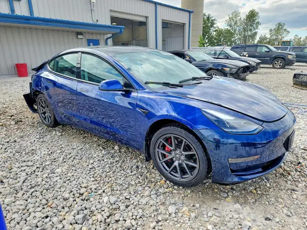 5YJ3E1EB2MF983317 — 2021 Tesla Model 3, zdjęcie 4 z Copart, Tył