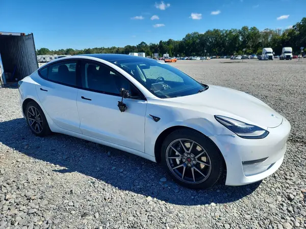 5YJ3E1EB5MF979925 — 2021 Tesla Model 3, фото 4 с аукциона Copart, Передняя часть