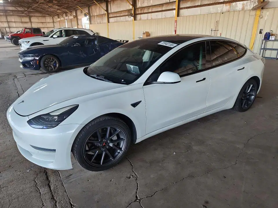 5YJ3E1EA4MF871853 Tesla Model 3 2021 — Minor dents and scratches damage, before-repair photo