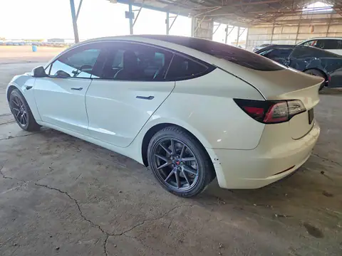 5YJ3E1EA4MF871853 — 2021 Tesla Model 3, photo 2 from Copart 14.10.2026, Minor dents and scratches