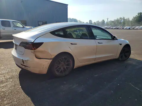 5YJ3E1EB4NF364249 — 2022 Tesla Model 3, photo 3 from Copart 14.10.2026, Rear end