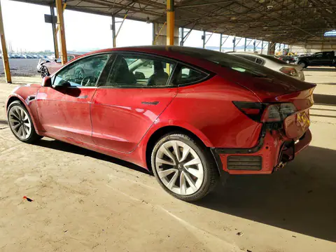 5YJ3E1EBXNF340053 — 2022 Tesla Model 3, photo 2 from Copart 28.10.2026, Rear end