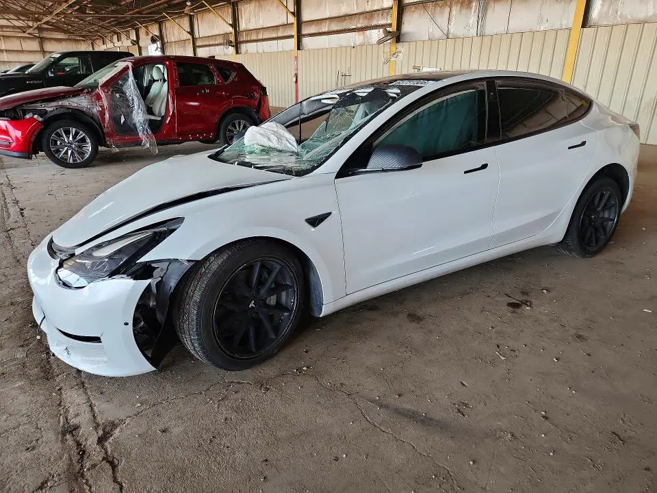 5YJ3E1EB1NF107307 Tesla Model 3 2022 — повреждение ПЕРЕДНЯЯ ЧАСТЬ, фото до ремонта
