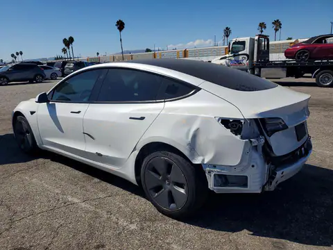 5YJ3E1EB4NF307825 — 2022 Tesla Model 3, фото 2 с аукциона Copart 16.10.2026, Задняя часть