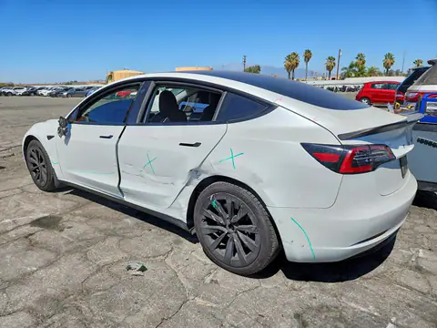 5YJ3E1EB4NF132752 — 2022 Tesla Model 3, photo 2 from Copart 15.10.2026, Side