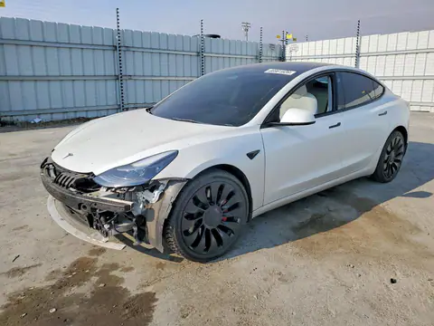 5YJ3E1EC8NF193188 — 2022 Tesla Model 3, Передняя часть (Front End), фото до ремонта
