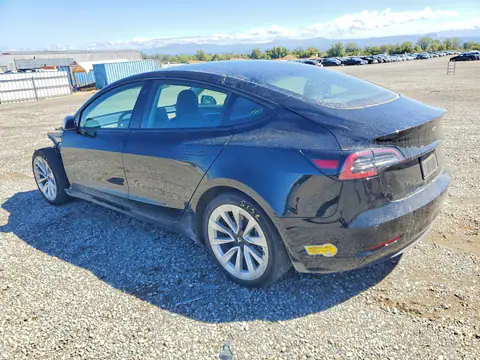 5YJ3E1EB9NF254684 — 2022 Tesla Model 3, фото 2 с аукциона Copart 23.10.2026, ПЕРЕДНЯЯ ЧАСТЬ