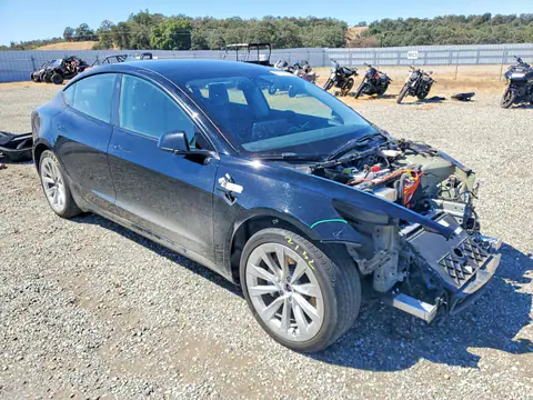 5YJ3E1EB9NF254684 — 2022 Tesla Model 3, фото 4 с аукциона Copart 23.10.2026, ПЕРЕДНЯЯ ЧАСТЬ