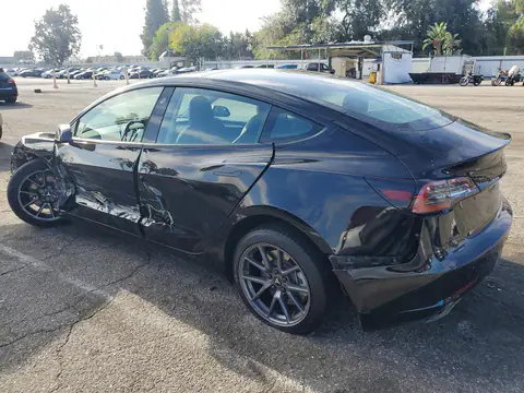 5YJ3E1EA4NF359043 — 2022 Tesla Model 3, photo 2 from Copart 23.10.2026, Undercarriage damage