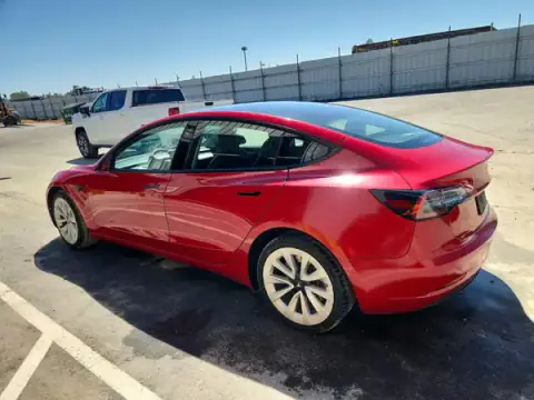 5YJ3E1EB7NF305194 — 2022 Tesla Model 3, foto 2 de Copart 23.09.2026, Daños mecánicos