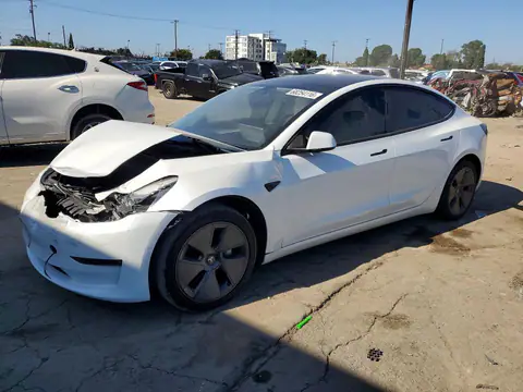 5YJ3E1EB8NF337507 — 2022 Tesla Model 3, Przód (Front End), zdjęć przed naprawą