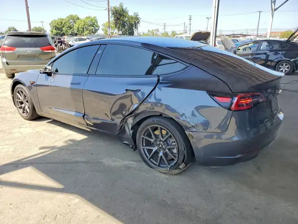 5YJ3E1EB3NF212768 — 2022 Tesla Model 3, photo 2 from Copart, Side