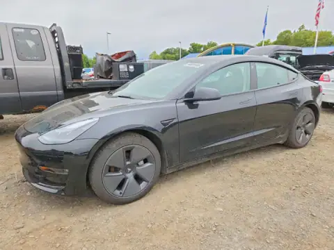 5YJ3E1EB6NF134356 — 2022 Tesla Model 3, ЗАДНЯЯ ЧАСТЬ (Rear End), фото до ремонта