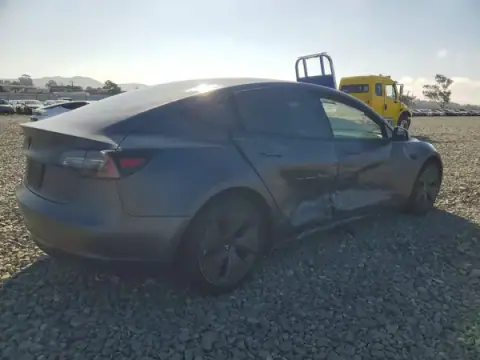 5YJ3E1EB8NF159971 — 2022 Tesla Model 3, фото 3 с аукциона Copart, БОКОВАЯ ЧАСТЬ