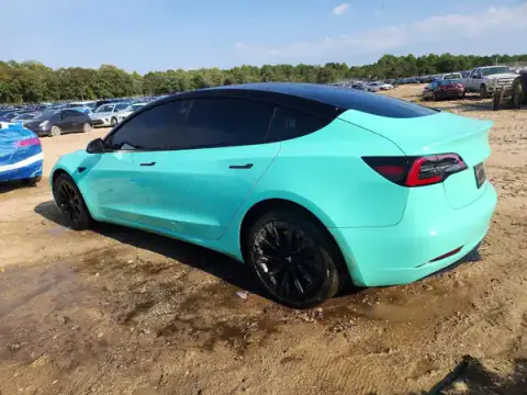 5YJ3E1EA4NF340217 — 2022 Tesla Model 3, photo 2 from Copart, Rear end