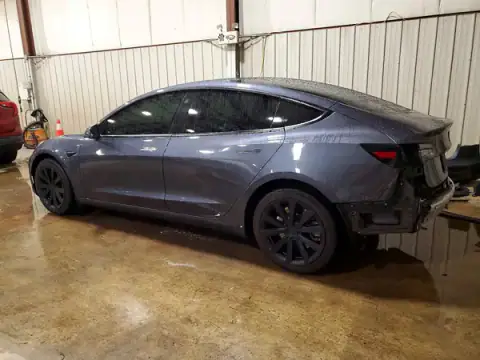 5YJ3E1EB7NF251637 — 2022 Tesla Model 3, zdjęcie 2 z Copart 20.10.2026, Tył