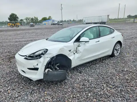 5YJ3E1EB5NF193902 — 2022 Tesla Model 3, Front end (Front End), before-repair photos