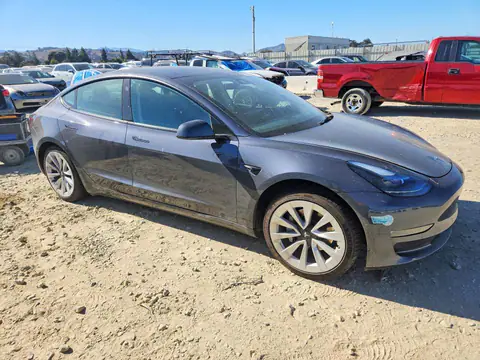 5YJ3E1EB5NF297953 — 2022 Tesla Model 3, photo 4 from Copart 15.10.2026, Rear end