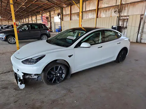 5YJ3E1EB4PF388862 — 2023 Tesla Model 3, Przód (Front End), zdjęć przed naprawą