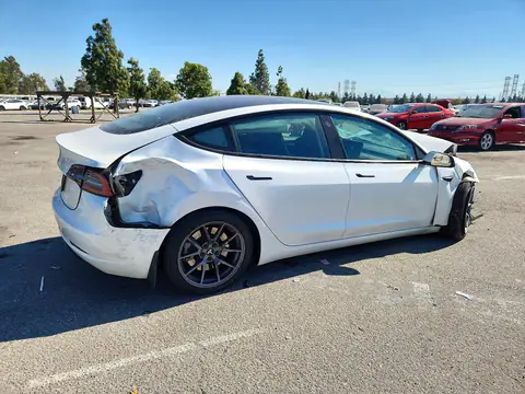 5YJ3E1EA5PF563076 — 2023 Tesla Model 3, photo 3 from Copart 20.10.2026, Front end