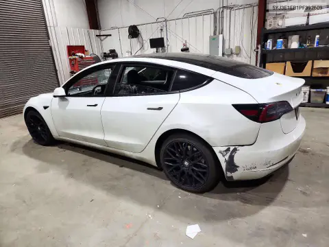 2023 Tesla Model 3 VIN 5YJ3E1EB1PF392609 фото 2