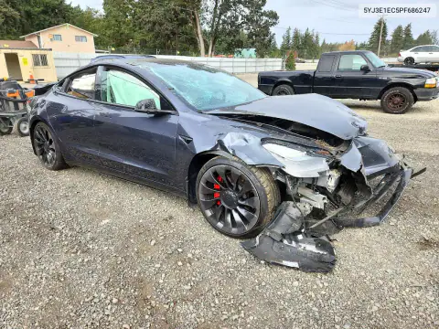 5YJ3E1EC5PF686247 — 2023 Tesla Model 3, фото 4 с аукциона Copart, опрокидывание
