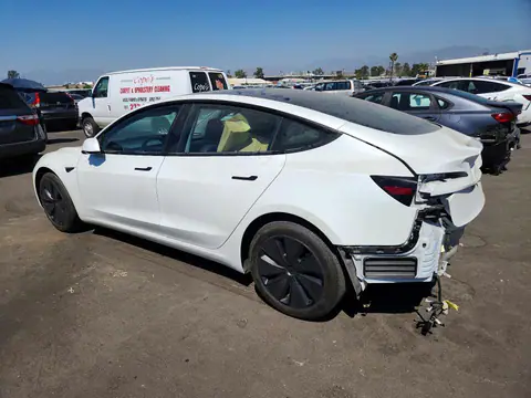 5YJ3E1EA4RF729512 — 2024 Tesla Model 3, photo 2 from Copart 28.09.2026, Rear end