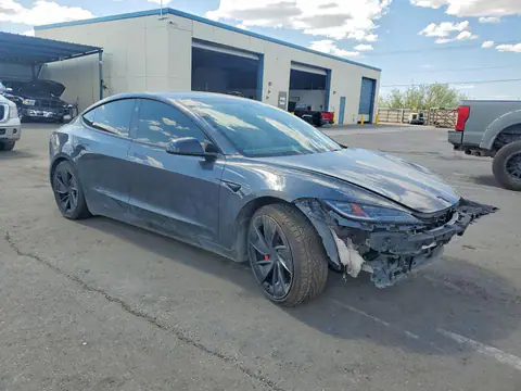 2024 TESLA MODEL 3 VIN 5YJ3E1ET6RF856540 фото 4
