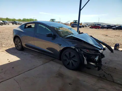 5YJ3E1EA0RF785477 — 2024 Tesla Model 3, photo 4 from Copart 20.10.2026, Front end