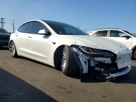 5YJ3E1EBXRF735050 — 2024 Tesla Model 3, photo 4 from Copart 19.10.2026, Front end