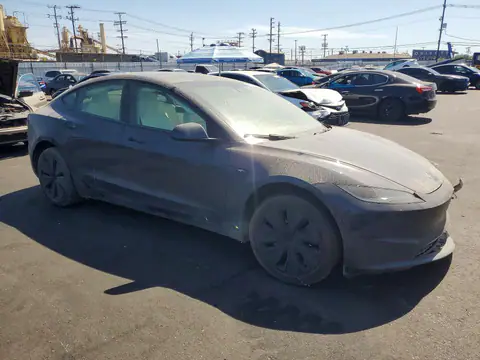 5YJ3E1EB1RF797422 — 2024 Tesla Model 3, фото 4 с аукциона Copart 28.10.2026, ПЕРЕДНЯЯ ЧАСТЬ