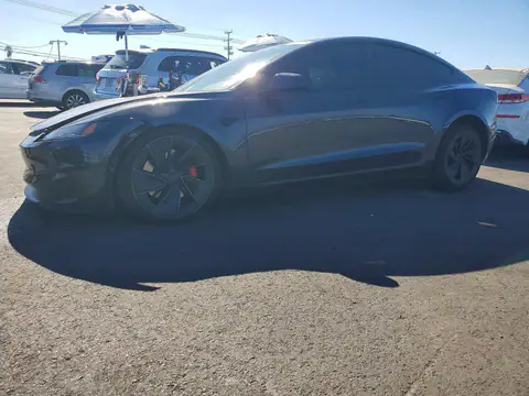 5YJ3E1ET0RF835506 — 2024 Tesla Model 3, Parte delantera (Front End), fotos antes de reparar