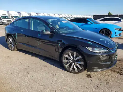 5YJ3E1EB6RF809077 — 2024 Tesla Model 3, фото 4 с аукциона Copart, ПЕРЕДНЯЯ ЧАСТЬ